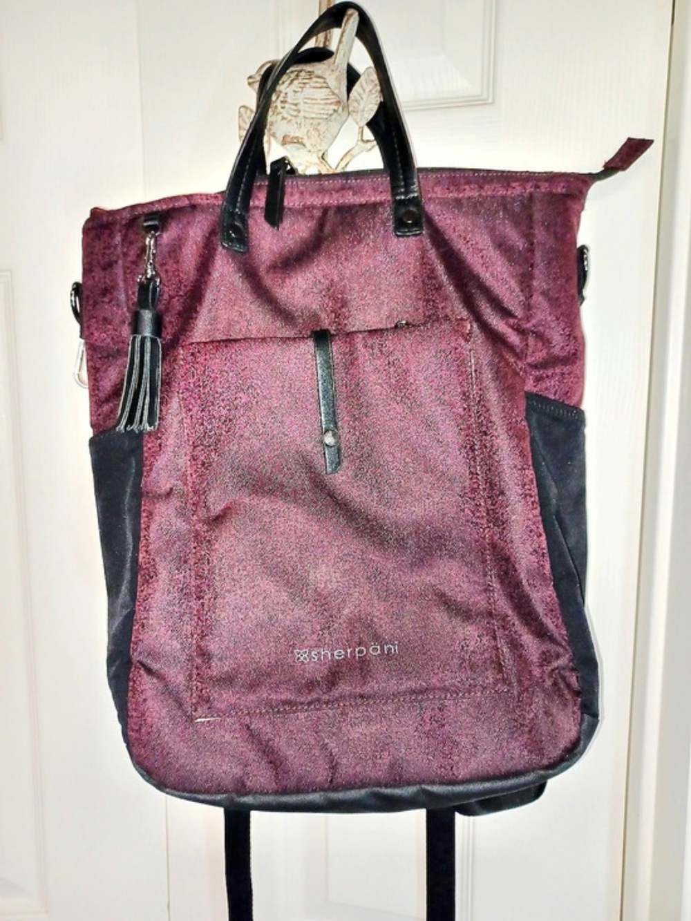 Sherpani Convertible Backpack Tote in Purple & Black